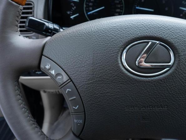 Lexus LX II Рестайлинг с пробегом 2004 года, цена 2 135 000 рублей, 227833 км, внедорожник, Автокод Объявления