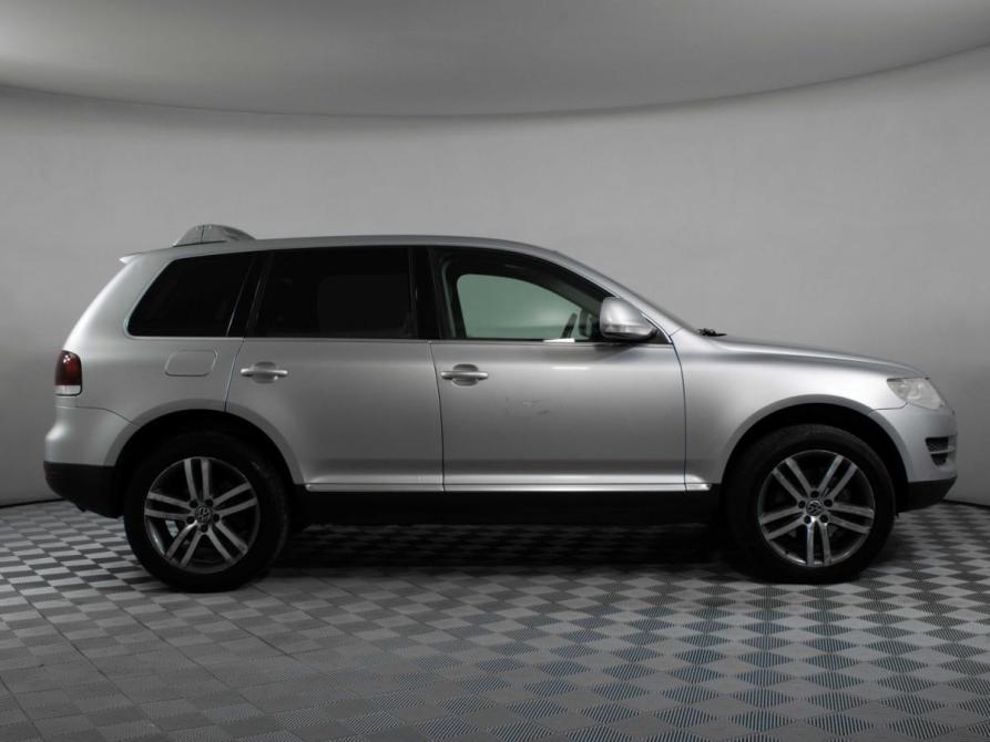 Volkswagen Touareg I Рестайлинг Москва  - изображение 4