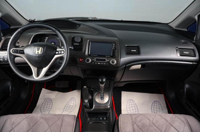 Honda Civic VIII с пробегом 2007 года, цена 729 000 рублей, 241300 км, купе, Автокод Объявления