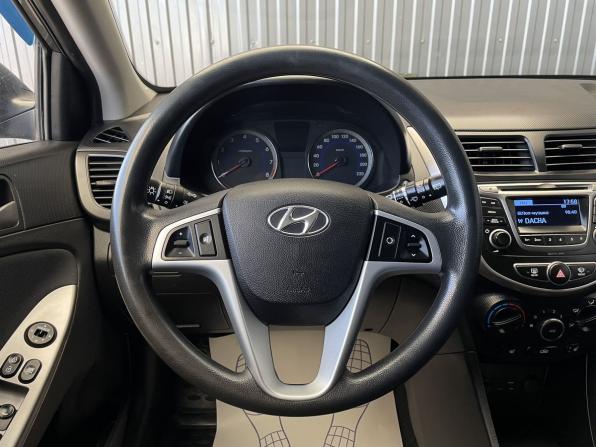 Hyundai Solaris I с пробегом 2014 года, цена 957 000 рублей, 114220 км, хэтчбек, Автокод Объявления