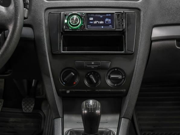 Skoda Octavia II (A5) Рестайлинг с пробегом 2011 года, цена 679 000 рублей, 79300 км, лифтбек, Автокод Объявления