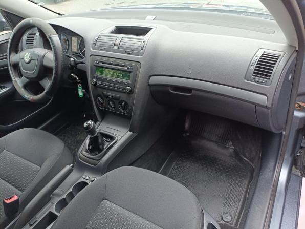 Skoda Octavia II (A5) Рестайлинг с пробегом 2013 года, цена 529 000 рублей, 227930 км, лифтбек, Автокод Объявления