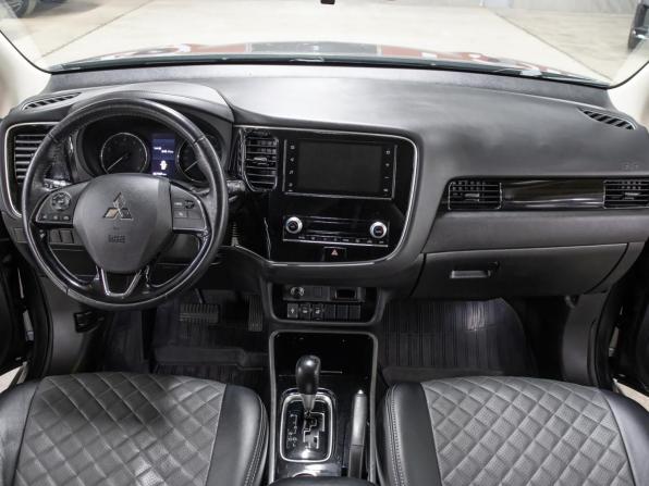 Mitsubishi Outlander III Рестайлинг 3 с пробегом 2020 года, цена 2 329 000 рублей, 86764 км, внедорожник, Автокод Объявления