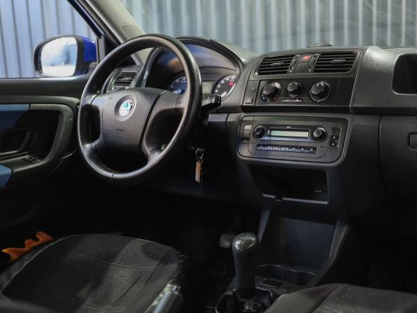 Skoda Fabia II с пробегом 2008 года, цена 369 000 рублей, 192032 км, хэтчбек, Автокод Объявления