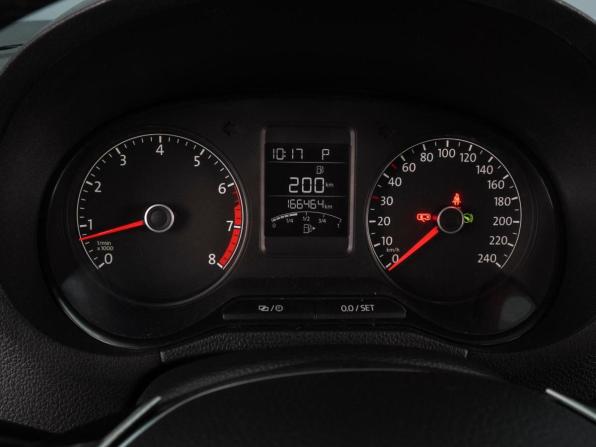 Volkswagen Polo V Рестайлинг с пробегом 2016 года, цена 1 139 000 рублей, 166464 км, седан, Автокод Объявления