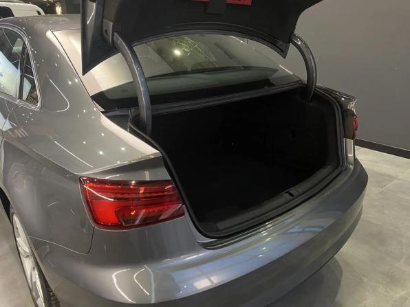 Audi A3 III (8V) Рестайлинг с пробегом 2018 года, цена 1 959 000 рублей, 92416 км, седан, Автокод Объявления