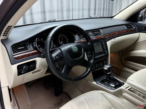Skoda Superb II с пробегом 2011 года, цена 1 279 000 рублей, 165252 км, лифтбек, Автокод Объявления