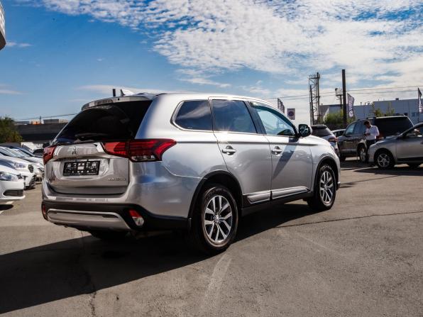 Mitsubishi Outlander III Рестайлинг 3 с пробегом 2019 года, цена 2 125 000 рублей, 86146 км, внедорожник, Автокод Объявления