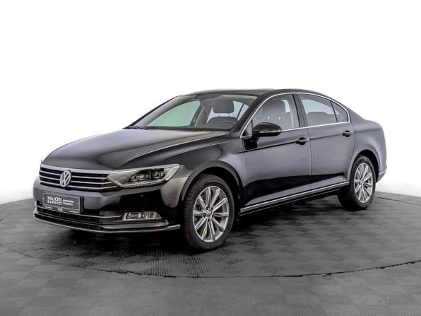 Volkswagen Passat B8 с пробегом 2018 года, цена 2 645 000 рублей, 66799 км, седан, Автокод Объявления