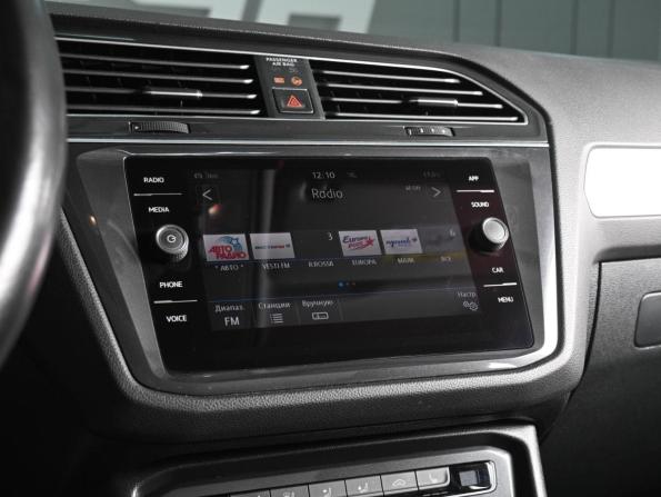 Volkswagen Tiguan II с пробегом 2017 года, цена 2 349 000 рублей, 191443 км, внедорожник, Автокод Объявления
