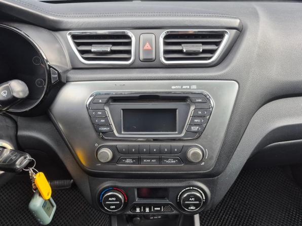 Kia Rio III с пробегом 2012 года, цена 730 000 рублей, 267000 км, седан, Автокод Объявления