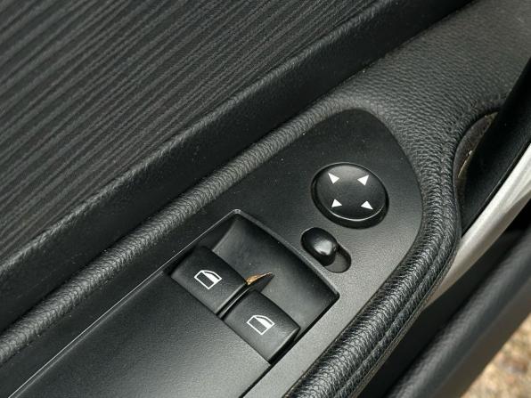 BMW 1 серии I (E81/E82/E87/E88) Рестайлинг с пробегом 2011 года, цена 890 000 рублей, 126000 км, хэтчбек, Автокод Объявления