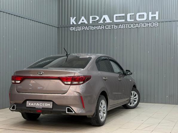 Kia Rio IV Рестайлинг с пробегом 2020 года, цена 1 499 000 рублей, 92883 км, седан, Автокод Объявления