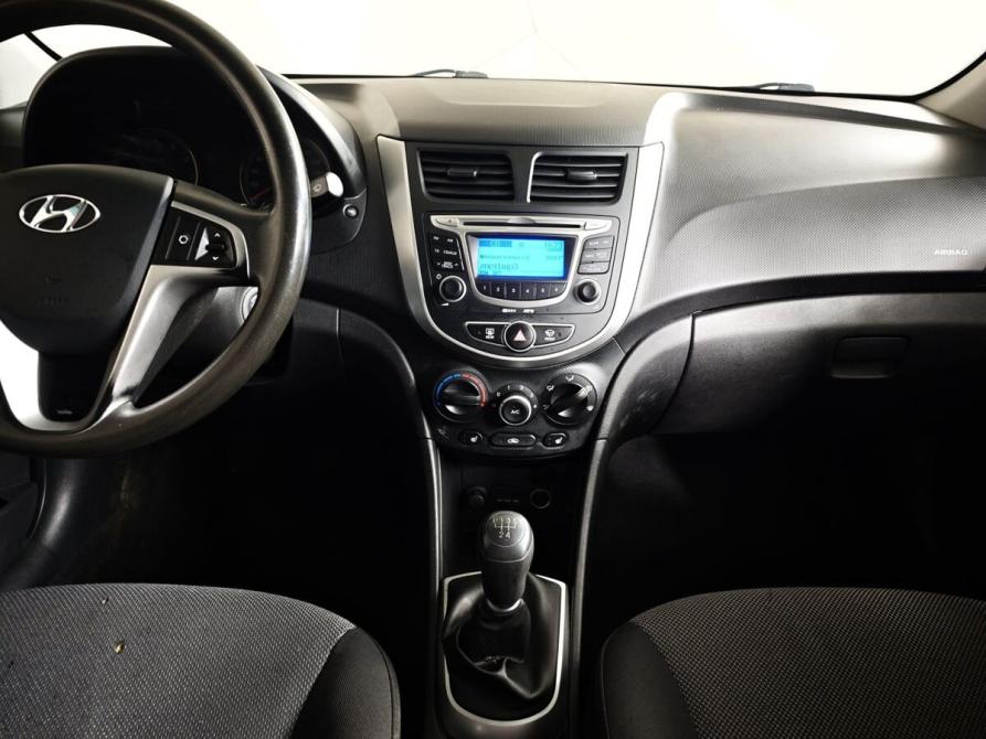 Hyundai Solaris I Москва  - изображение 13