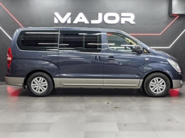 Hyundai H-1 II Рестайлинг с пробегом 2017 года, цена 2 990 000 рублей, 89919 км, минивэн, Автокод Объявления