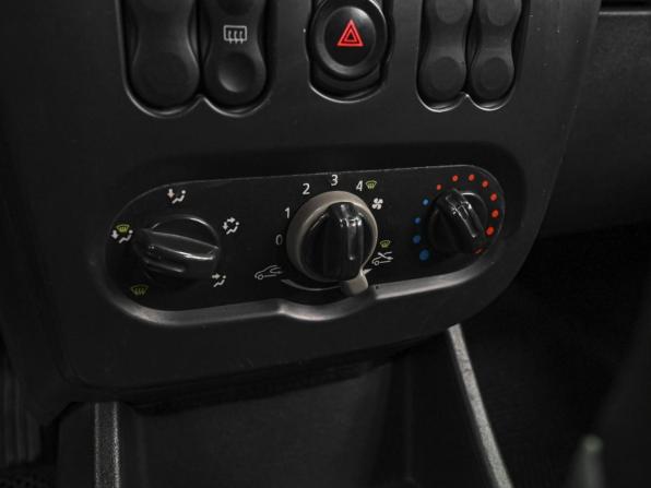 Renault Sandero I с пробегом 2010 года, цена 480 000 рублей, 247469 км, хэтчбек, Автокод Объявления
