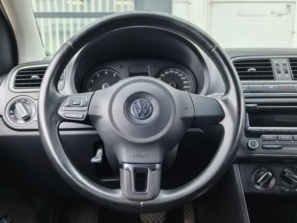 Volkswagen Polo V с пробегом 2011 года, цена 560 000 рублей, 256542 км, седан, Автокод Объявления