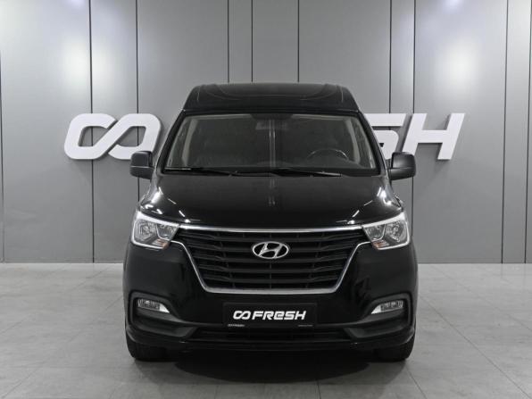 Hyundai Grand Starex I Рестайлинг 2 с пробегом 2019 года, цена 3 990 000 рублей, 57606 км, минивэн, Автокод Объявления
