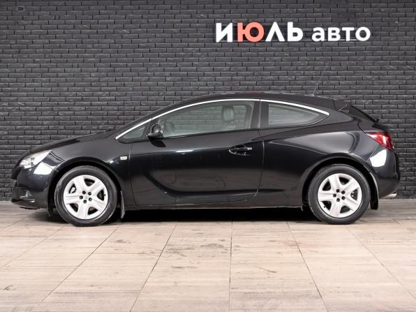 Opel Astra J Рестайлинг с пробегом 2014 года, цена 900 000 рублей, 121281 км, хэтчбек, Автокод Объявления