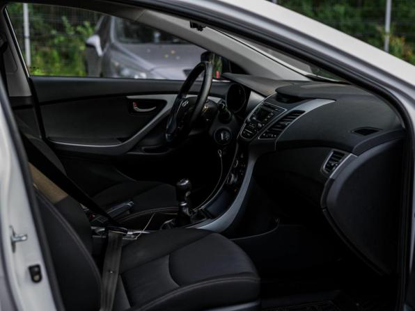 Hyundai Elantra V (MD) Рестайлинг с пробегом 2015 года, цена 957 000 рублей, 189840 км, седан, Автокод Объявления