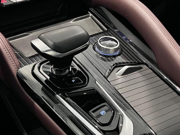 Geely Monjaro I с пробегом 2024 года, цена 3 550 000 рублей, 16891 км, внедорожник, Автокод Объявления