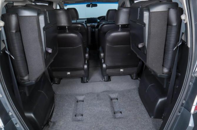 Honda Freed I с пробегом 2012 года, цена 1 439 000 рублей, 160000 км, компактвэн, Автокод Объявления