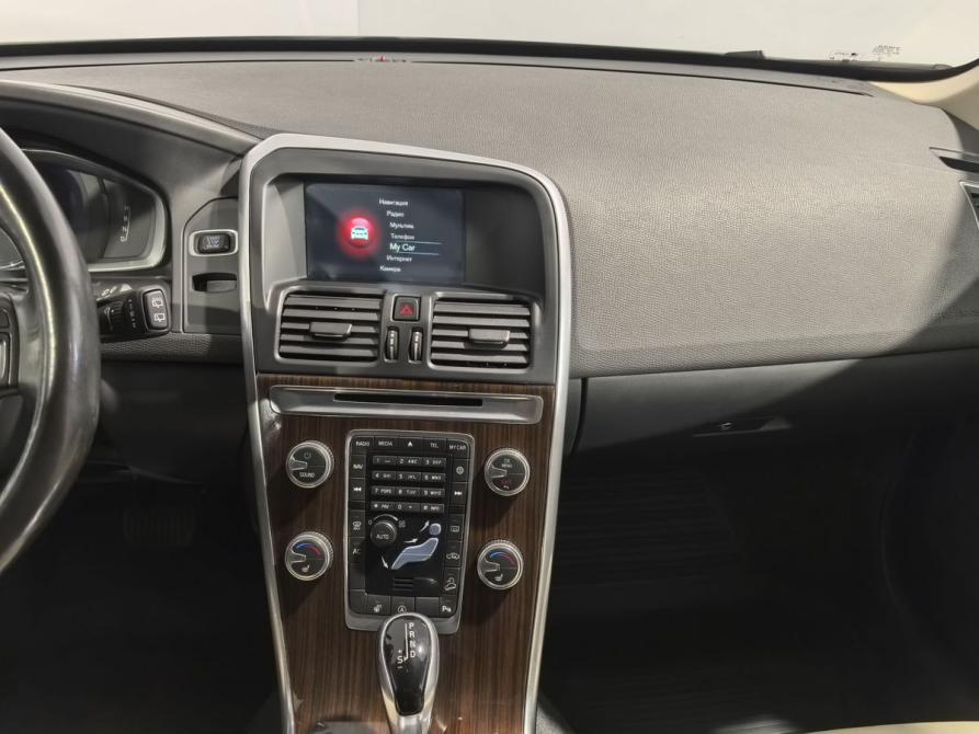 Volvo XC60 I Рестайлинг Санкт-Петербург  - изображение 23