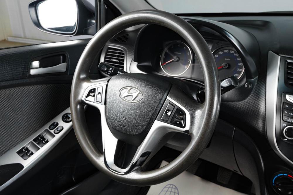 Hyundai Solaris I Тюмень  - изображение 12