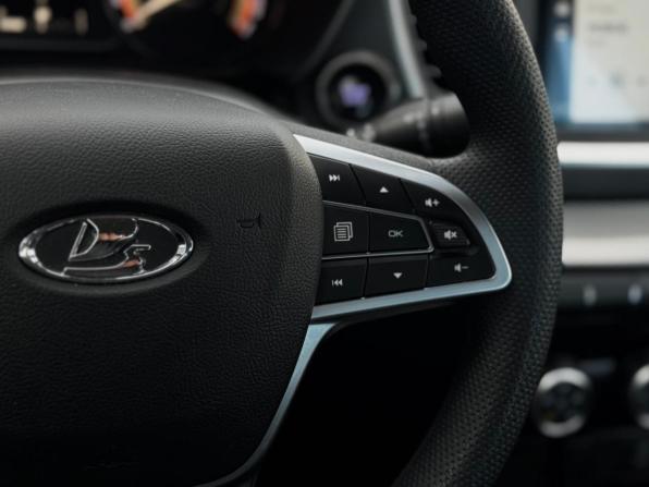 Lada (ВАЗ) Vesta I Рестайлинг (NG) с пробегом 2023 года, цена 1 279 990 рублей, 45787 км, седан, Автокод Объявления
