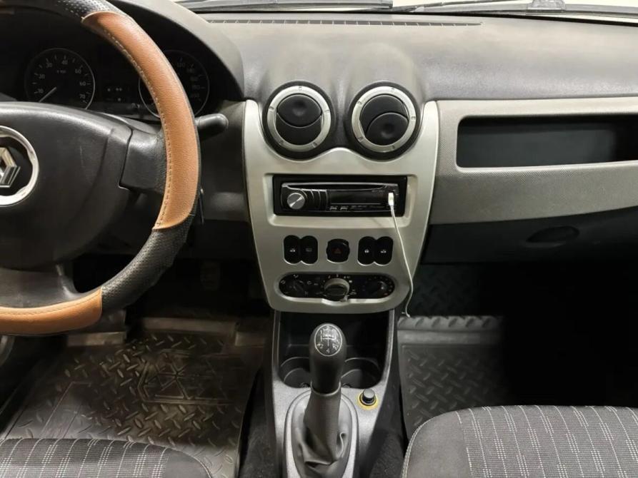 Renault Logan I Рестайлинг Саратов  - изображение 9