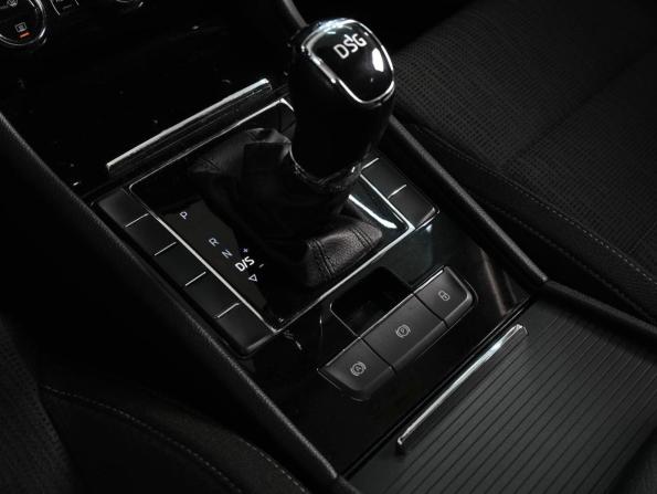 Skoda Superb III с пробегом 2019 года, цена 2 059 000 рублей, 88137 км, лифтбек, Автокод Объявления