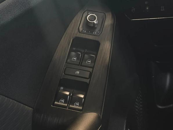 Haval Jolion I с пробегом 2023 года, цена 1 838 000 рублей, 37000 км, внедорожник, Автокод Объявления
