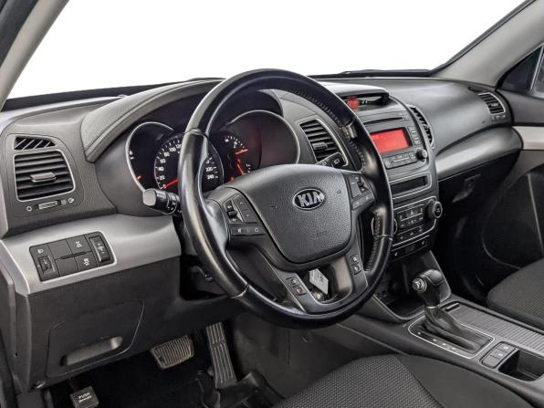 Kia Sorento II Рестайлинг с пробегом 2013 года, цена 1 650 000 рублей, 126097 км, внедорожник, Автокод Объявления