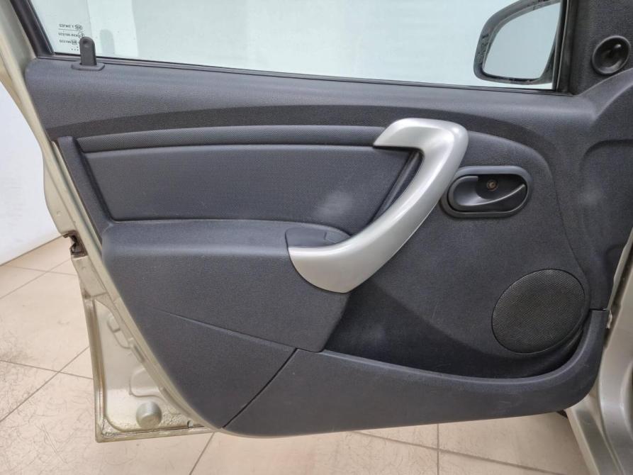Renault Logan I Рестайлинг Альметьевск  - изображение 7