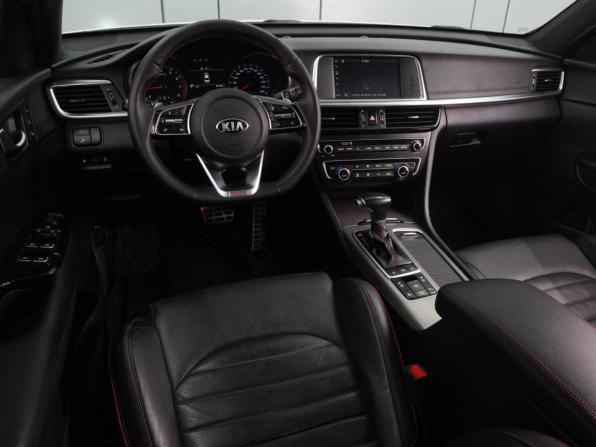 Kia Optima IV Рестайлинг с пробегом 2019 года, цена 2 149 000 рублей, 95380 км, седан, Автокод Объявления
