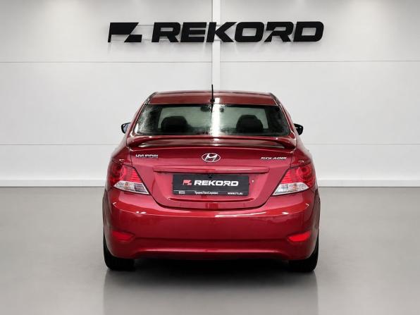 Hyundai Solaris I с пробегом 2013 года, цена 749 000 рублей, 179245 км, седан, Автокод Объявления