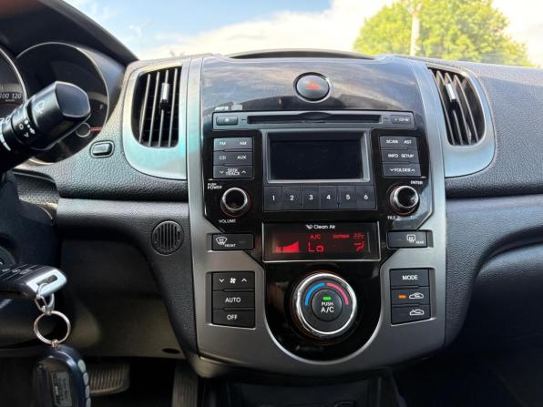 Kia Cerato II с пробегом 2012 года, цена 840 000 рублей, 270821 км, купе, Автокод Объявления