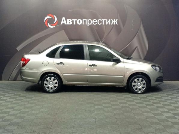 Lada (ВАЗ) Granta I Рестайлинг с пробегом 2019 года, цена 570 000 рублей, 112000 км, седан, Автокод Объявления