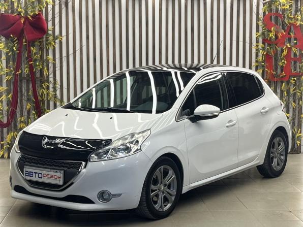 Peugeot 208 I с пробегом 2013 года, цена 570 000 рублей, 217545 км, хэтчбек, Автокод Объявления
