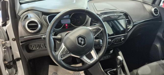 Renault Kaptur I Рестайлинг с пробегом 2021 года, цена 1 510 000 рублей, 69361 км, внедорожник, Автокод Объявления