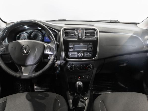 Renault Sandero II с пробегом 2016 года, цена 1 055 000 рублей, 106500 км, хэтчбек, Автокод Объявления