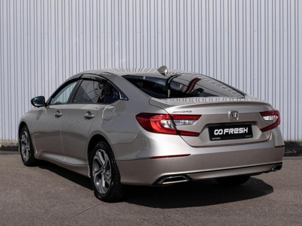 Honda Accord X с пробегом 2018 года, цена 2 150 000 рублей, 124187 км, седан, Автокод Объявления