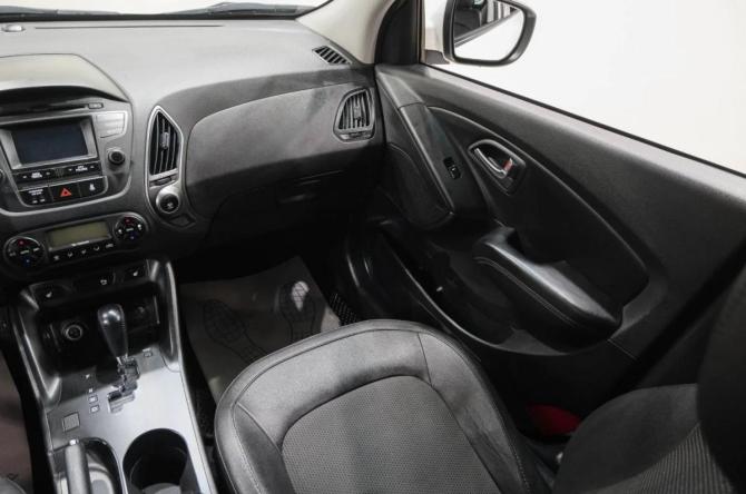 Hyundai ix35 I Рестайлинг с пробегом 2015 года, цена 1 599 000 рублей, 146932 км, внедорожник, Автокод Объявления