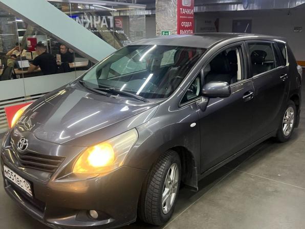Toyota Verso I с пробегом 2011 года, цена 935 000 рублей, 140300 км, компактвэн, Автокод Объявления
