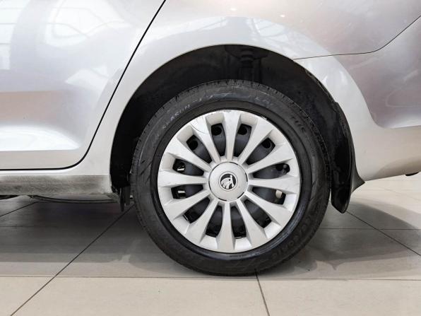 Skoda Rapid I Рестайлинг с пробегом 2018 года, цена 1 350 000 рублей, 100764 км, лифтбек, Автокод Объявления