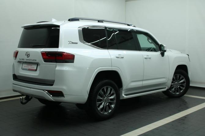 Toyota Land Cruiser 300 Series с пробегом 2021 года, цена 10 300 000 рублей, 117853 км, внедорожник, Автокод Объявления