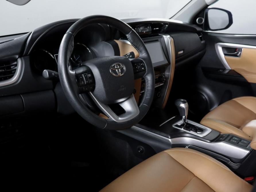 Toyota Fortuner II Москва  - изображение 14