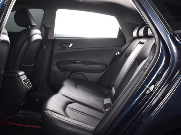 Kia Optima IV с пробегом 2018 года, цена 2 124 997 рублей, 92000 км, седан, Автокод Объявления