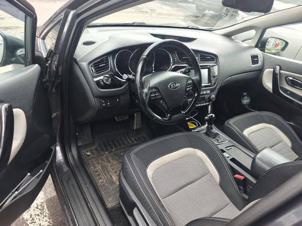 Kia Ceed II с пробегом 2013 года, цена 1 099 000 рублей, 192500 км, универсал, Автокод Объявления