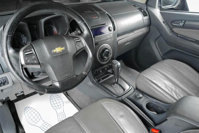 Chevrolet TrailBlazer II с пробегом 2014 года, цена 2 029 000 рублей, 254000 км, внедорожник, Автокод Объявления